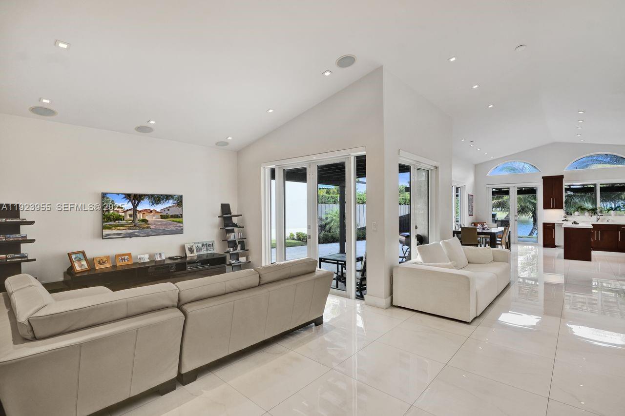 Doral, Florida, 33178, United States, 3 Bedrooms Bedrooms, ,3 BathroomsBathrooms,Residential,For Sale,2000921