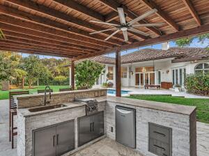 Plantation, Florida, 33325, United States, 5 Bedrooms Bedrooms, ,4 BathroomsBathrooms,Residential,For Sale,2005457