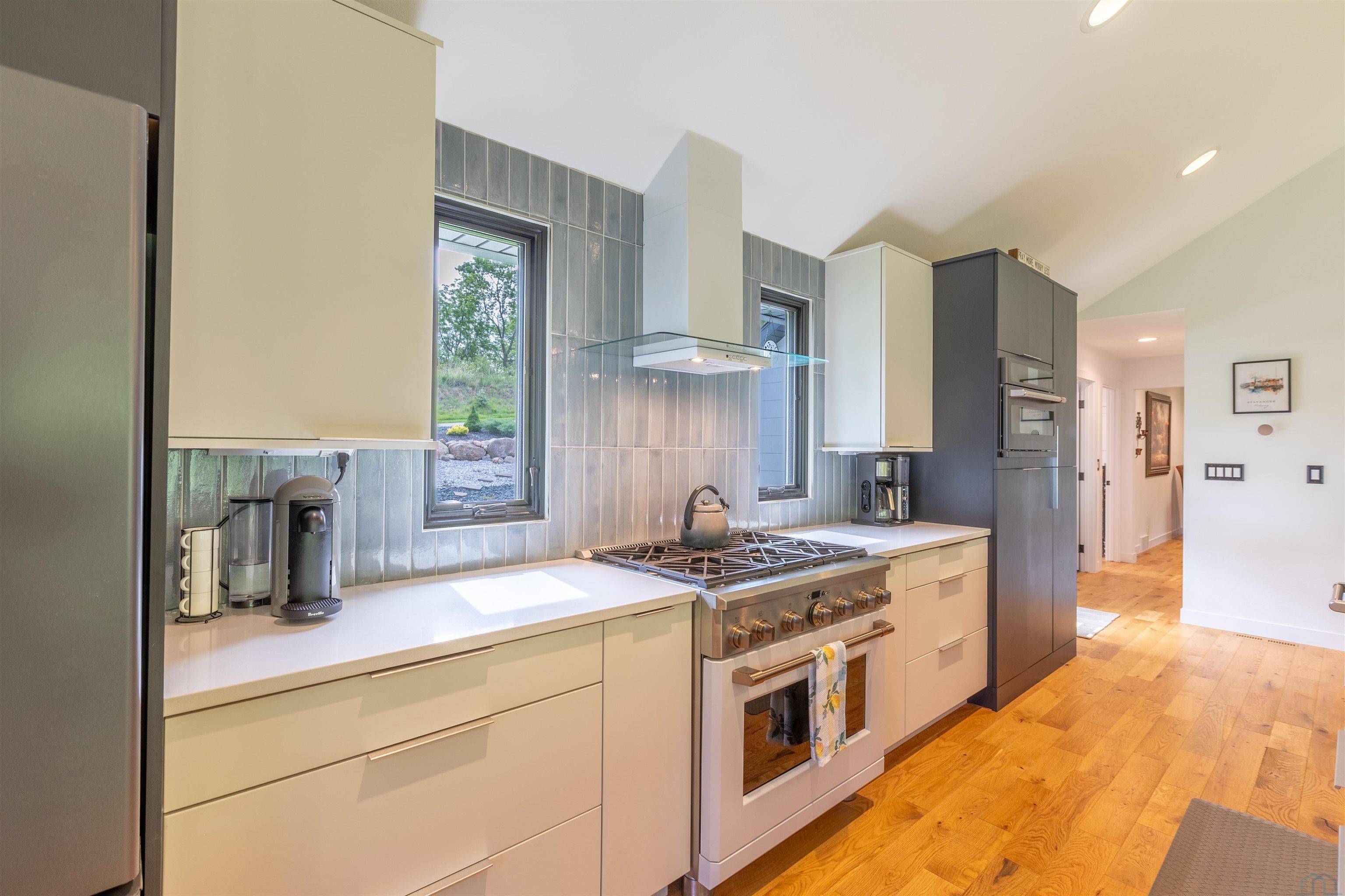 Sioux City, Iowa, 51108, United States, 4 Bedrooms Bedrooms, ,3 BathroomsBathrooms,Residential,For Sale,2048927