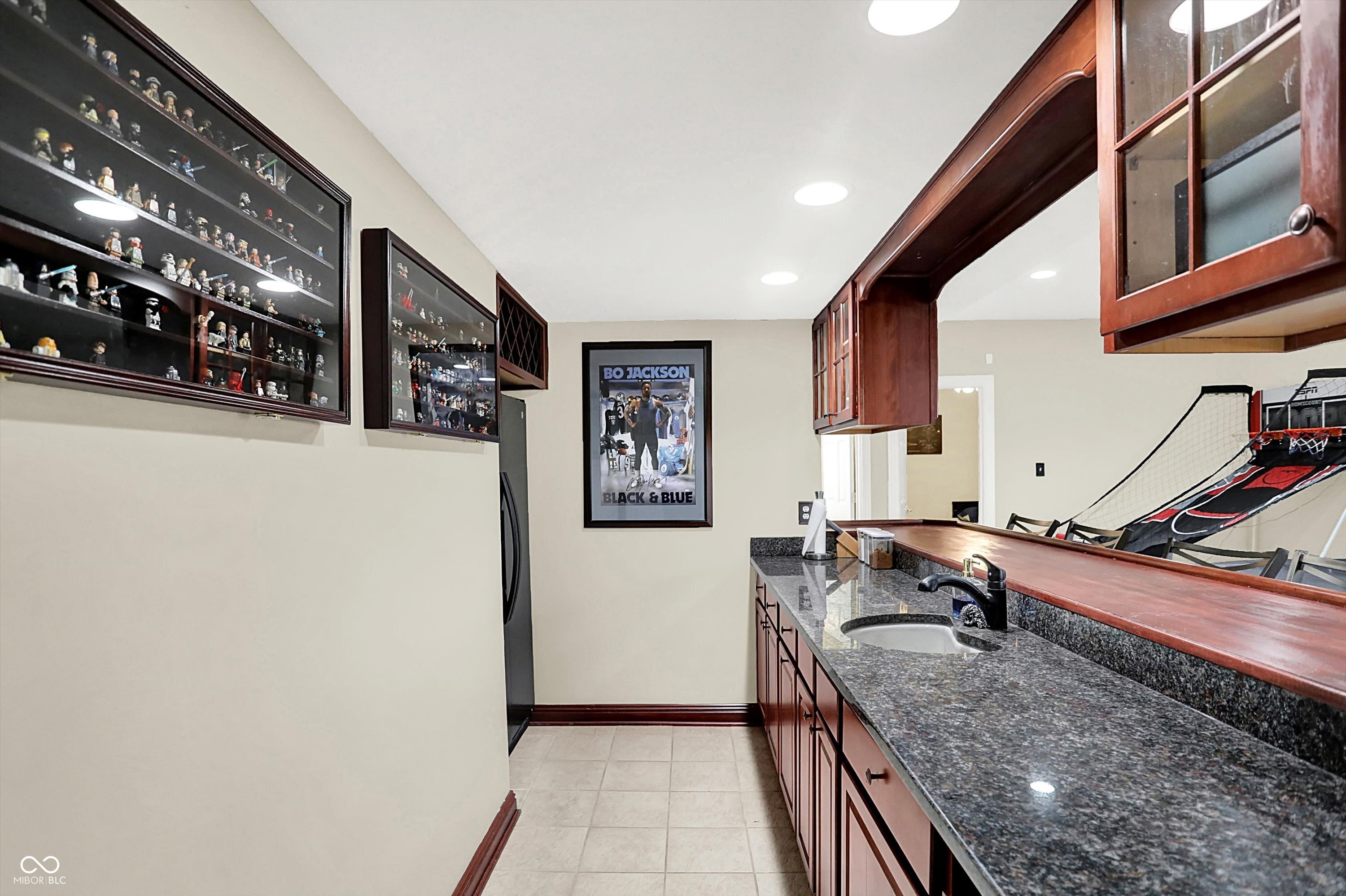 Fishers, Indiana, 46037, United States, 6 Bedrooms Bedrooms, ,5 BathroomsBathrooms,Residential,For Sale,1992348