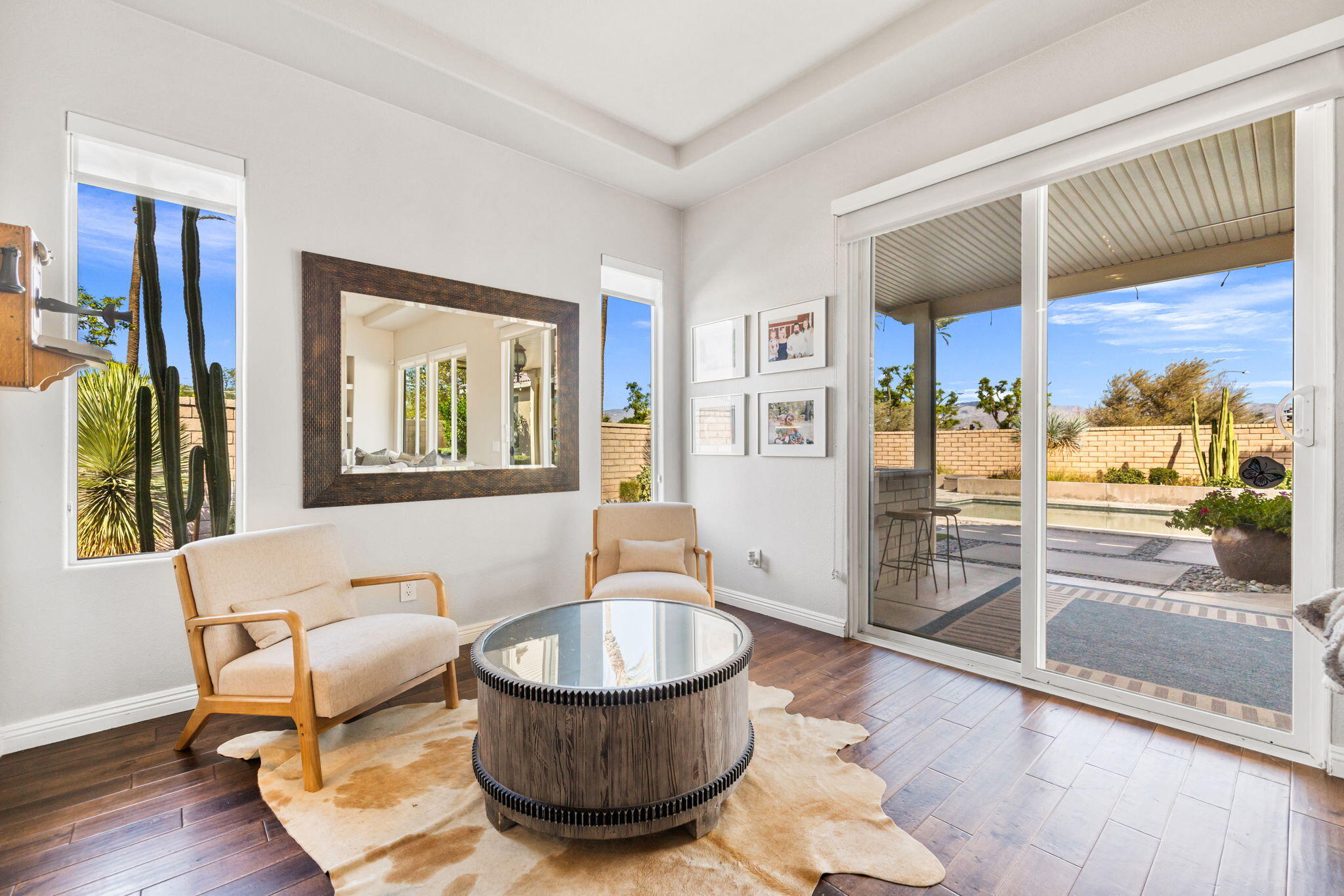 La Quinta, California, 92253, United States, 5 Bedrooms Bedrooms, ,3 BathroomsBathrooms,Residential,For Sale,1998389