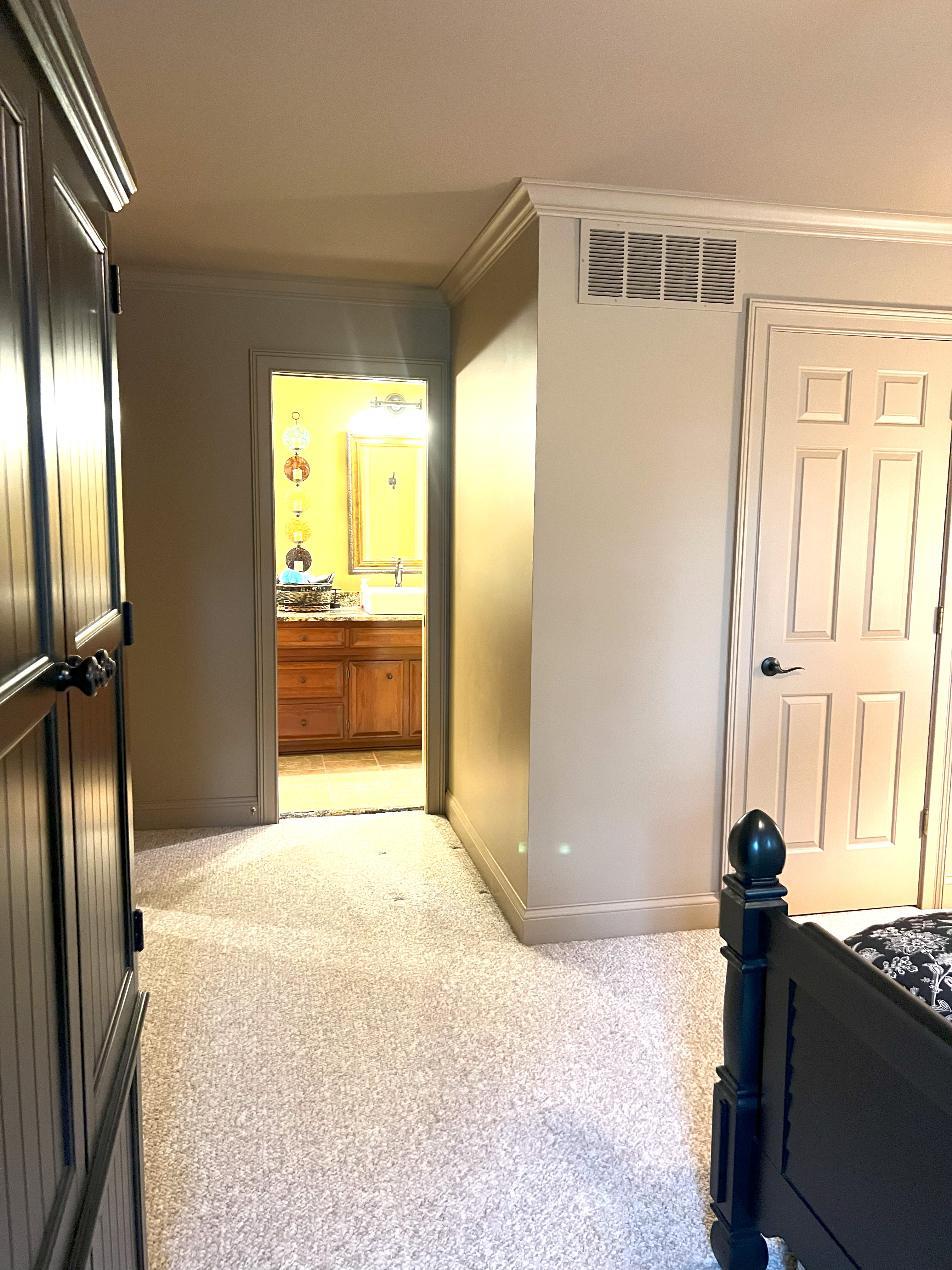 Frankfort, Kentucky, 40601, United States, 5 Bedrooms Bedrooms, ,4 BathroomsBathrooms,Residential,For Sale,1983551