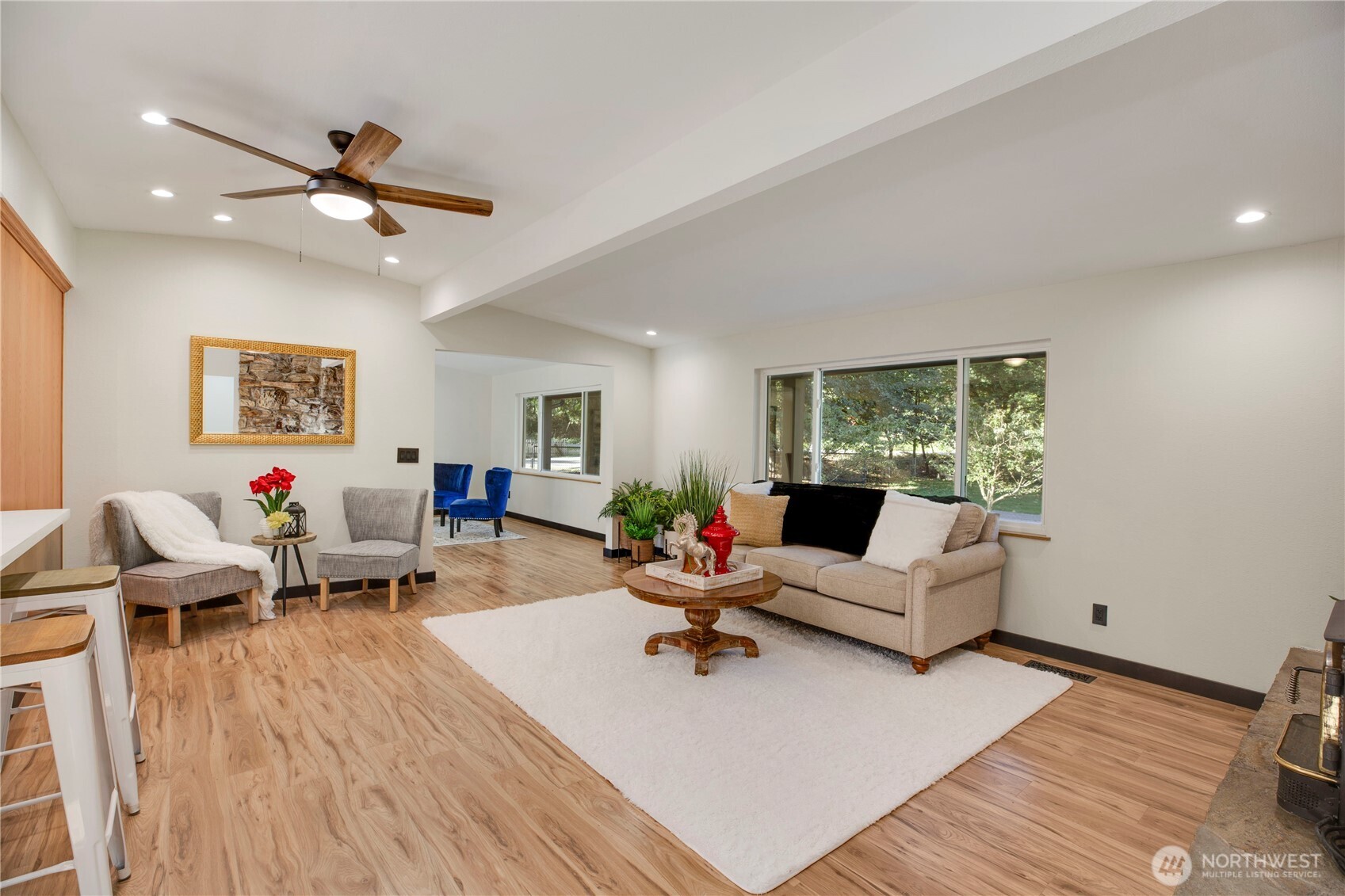 Maple Valley, Washington, 98038, United States, 3 Bedrooms Bedrooms, ,1 BathroomBathrooms,Residential,For Sale,1949722