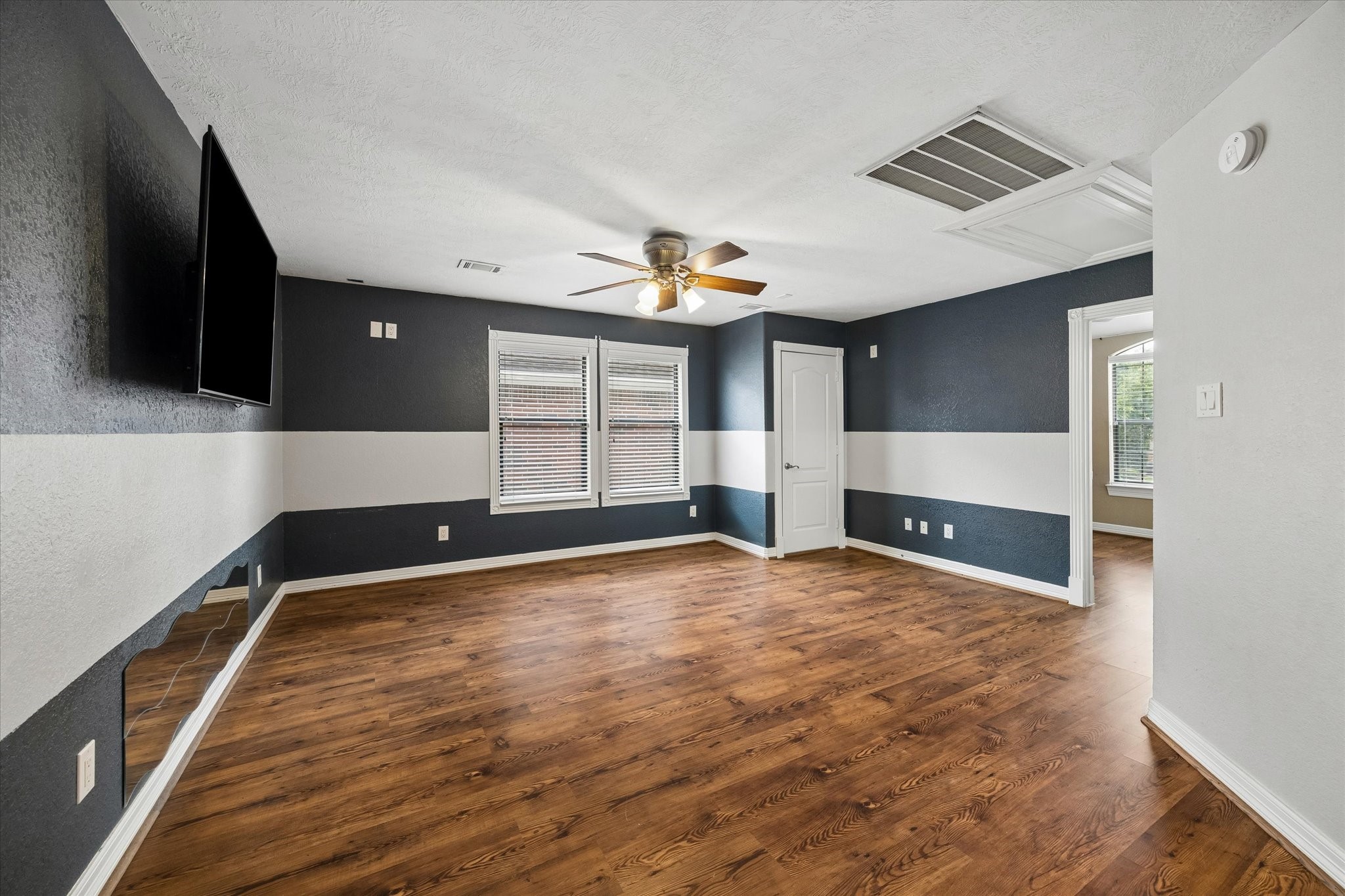  16542 Crossfield Drive - 物件實景