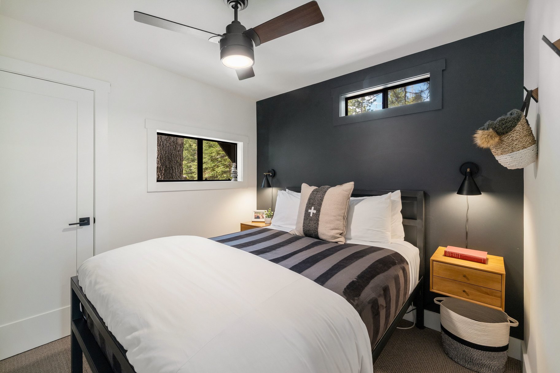  Beautifully Renovated Home With Room to Entertain - 物件實景