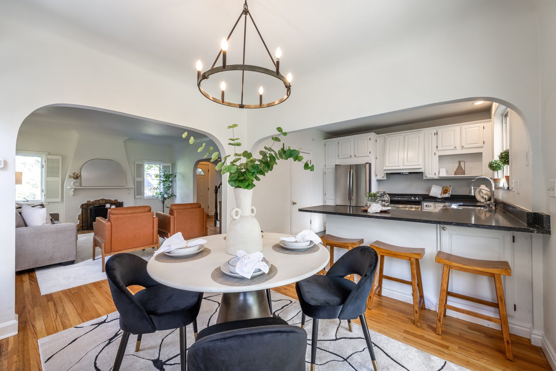  Charming Two-Story Home in the Highly Sought-After Highland Park Neighborhood - 物件實景