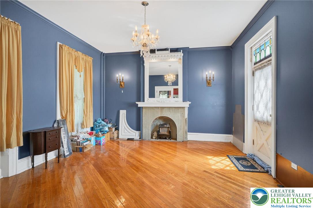 Jim Thorpe Boro, Pennsylvania, 18229, United States, 7 Bedrooms Bedrooms, ,3 BathroomsBathrooms,Residential,For Sale,1903669