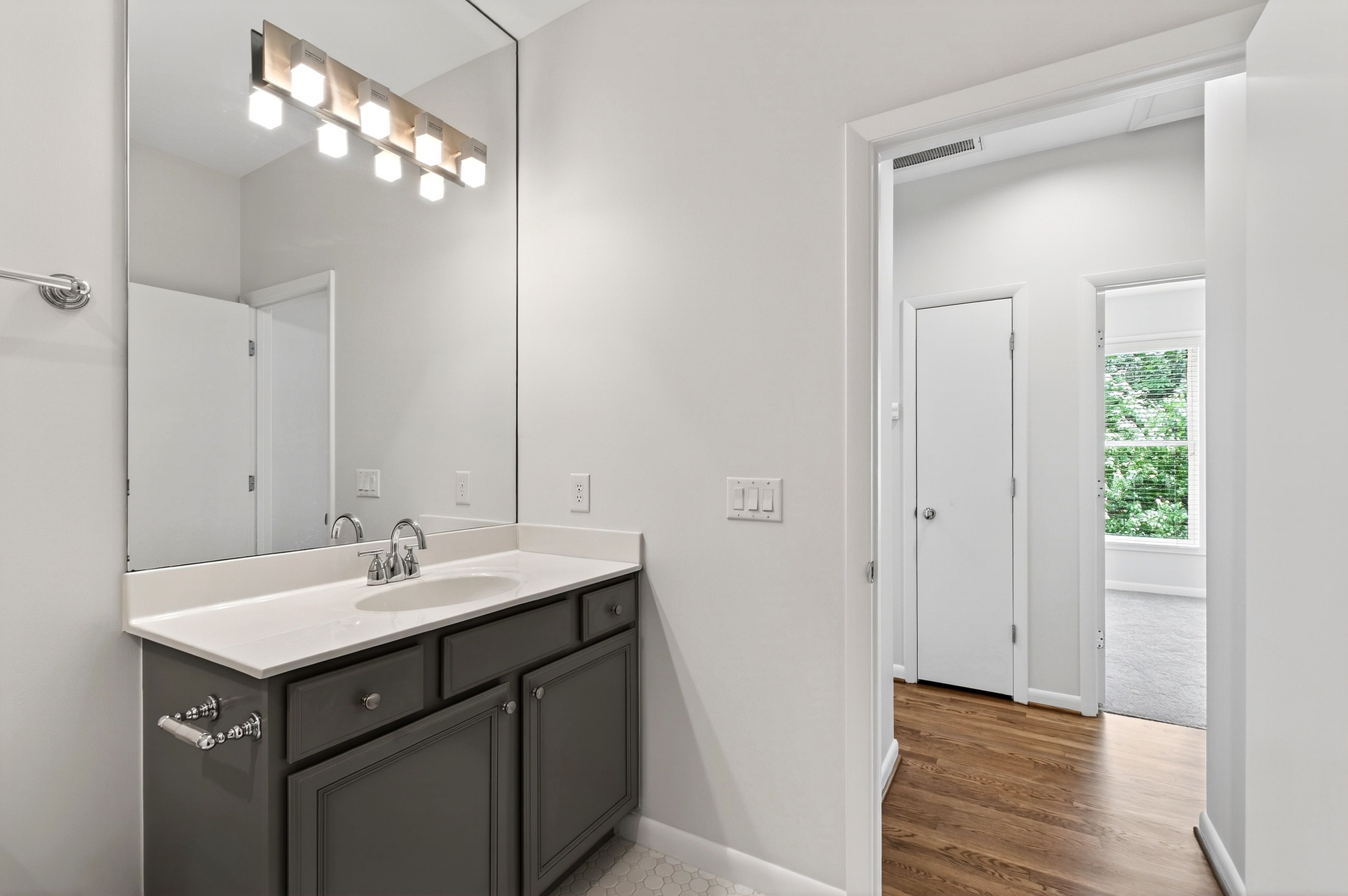  803 The Village Circle, Raleigh, NC 27615 - 物件實景