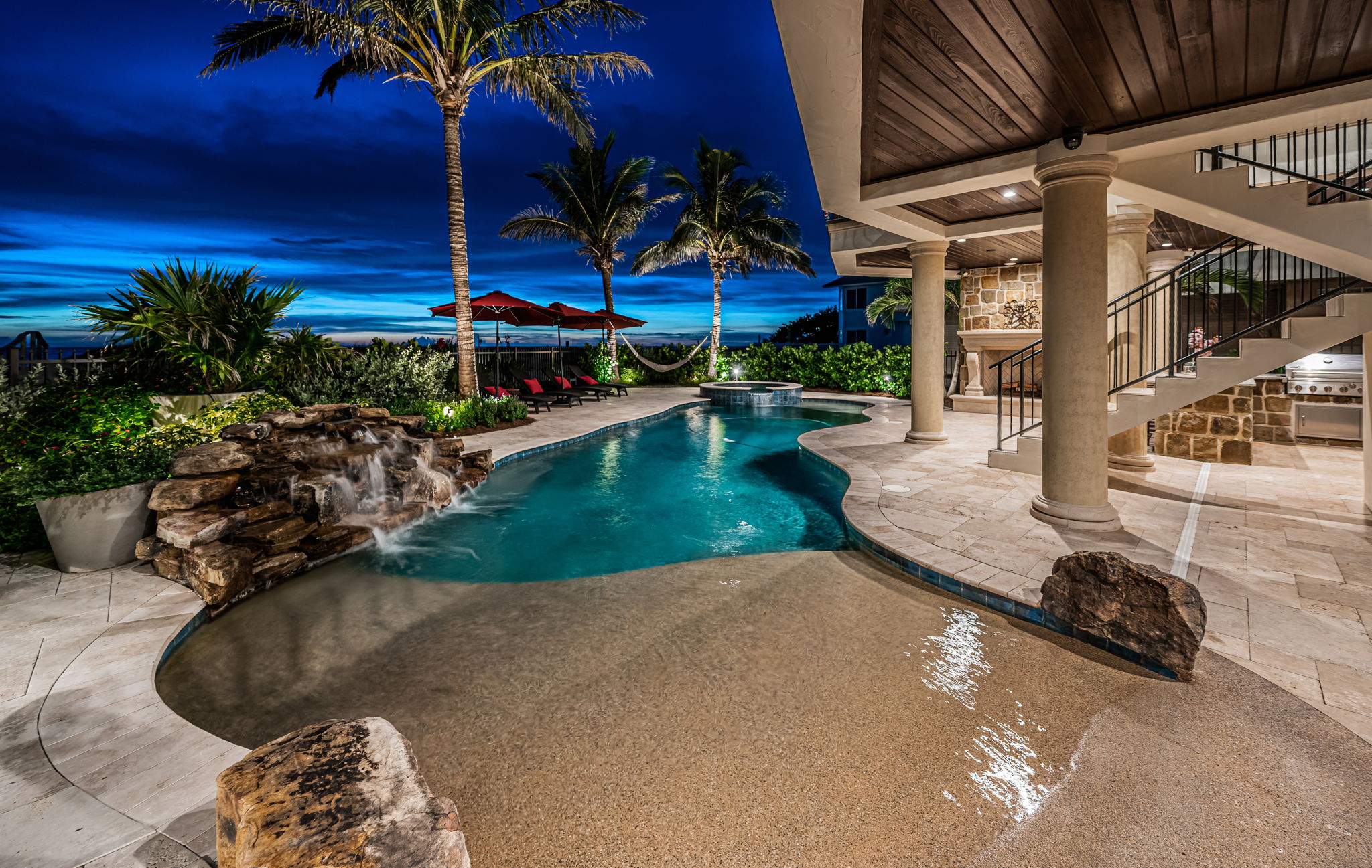 Redington Shores, Florida, 33708, United States, 5 Bedrooms Bedrooms, ,6 BathroomsBathrooms,Residential,For Sale,1921894