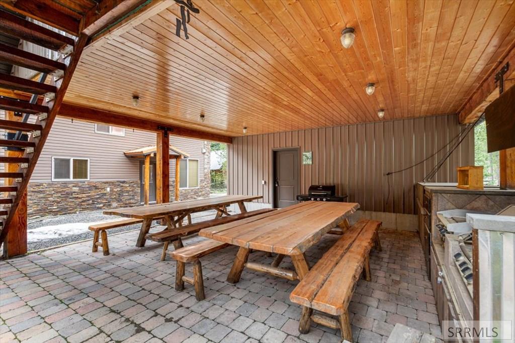 ISLAND PARK, Idaho, 83429, United States, 5 Bedrooms Bedrooms, ,3 BathroomsBathrooms,Residential,For Sale,2005843