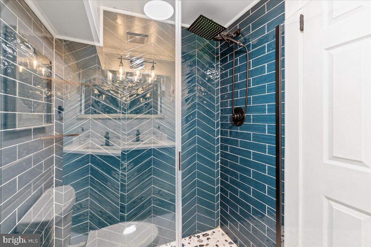 Ocean City, Maryland, 21842, United States, 4 Bedrooms Bedrooms, ,4 BathroomsBathrooms,Residential,For Sale,1989462