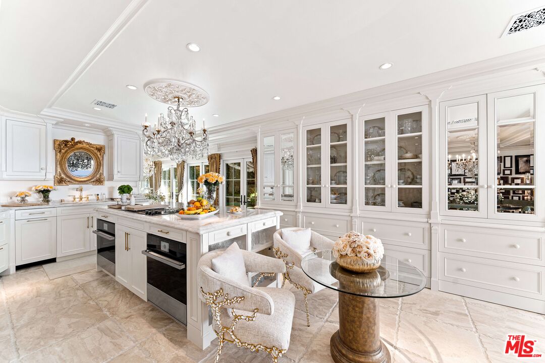 Malibu, California, 90265, United States, 3 Bedrooms Bedrooms, ,3 BathroomsBathrooms,Residential,For Sale,1989426