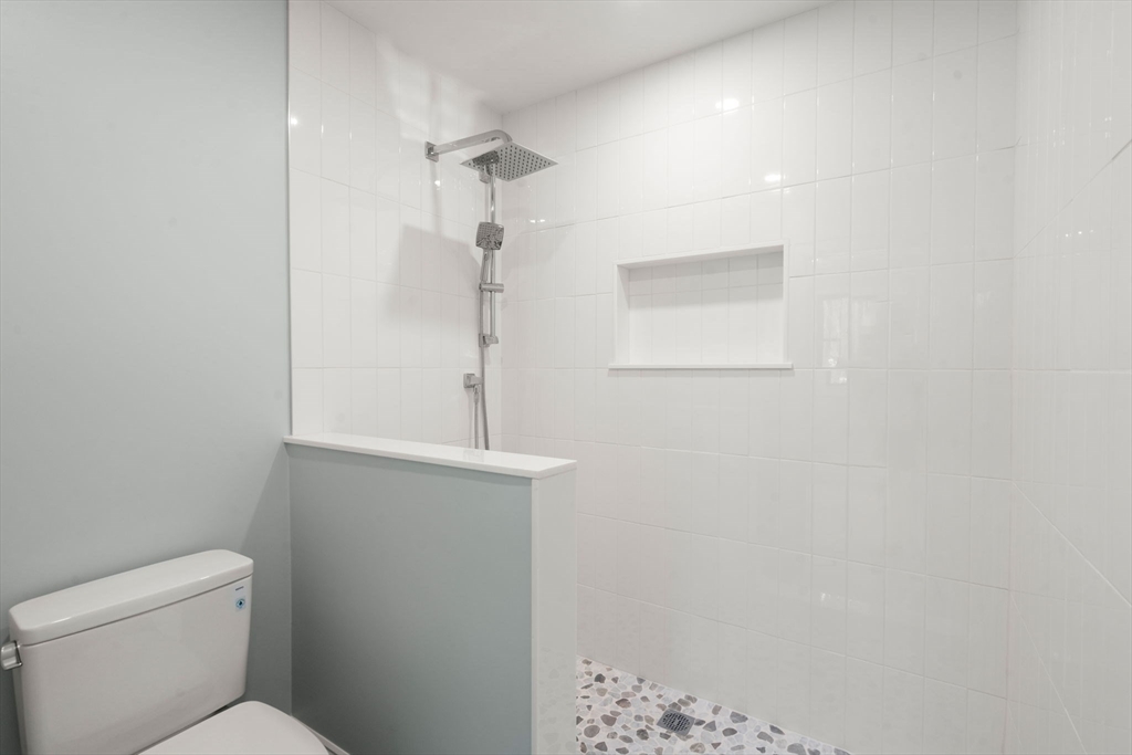 Westwood, Massachusetts, 02090, United States, 5 Bedrooms Bedrooms, ,5 BathroomsBathrooms,Residential,For Sale,1911878