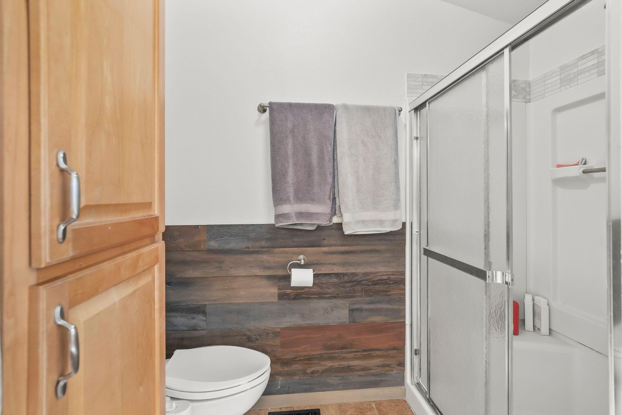 St George, Utah, 84770, United States, 6 Bedrooms Bedrooms, ,3 BathroomsBathrooms,Residential,For Sale,2005357