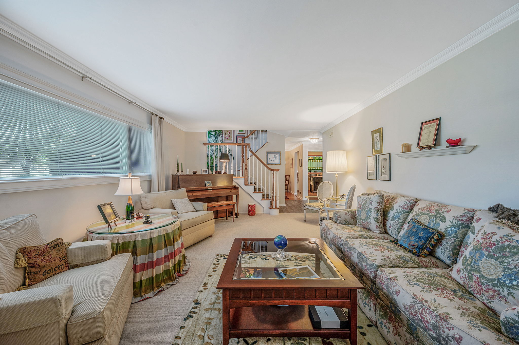 Babylon, New York, 11702, United States, 4 Bedrooms Bedrooms, ,3 BathroomsBathrooms,Residential,For Sale,1921676