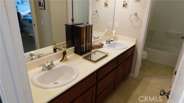 Merced, California, 95348, United States, 6 Bedrooms Bedrooms, ,4 BathroomsBathrooms,Residential,For Sale,1935220