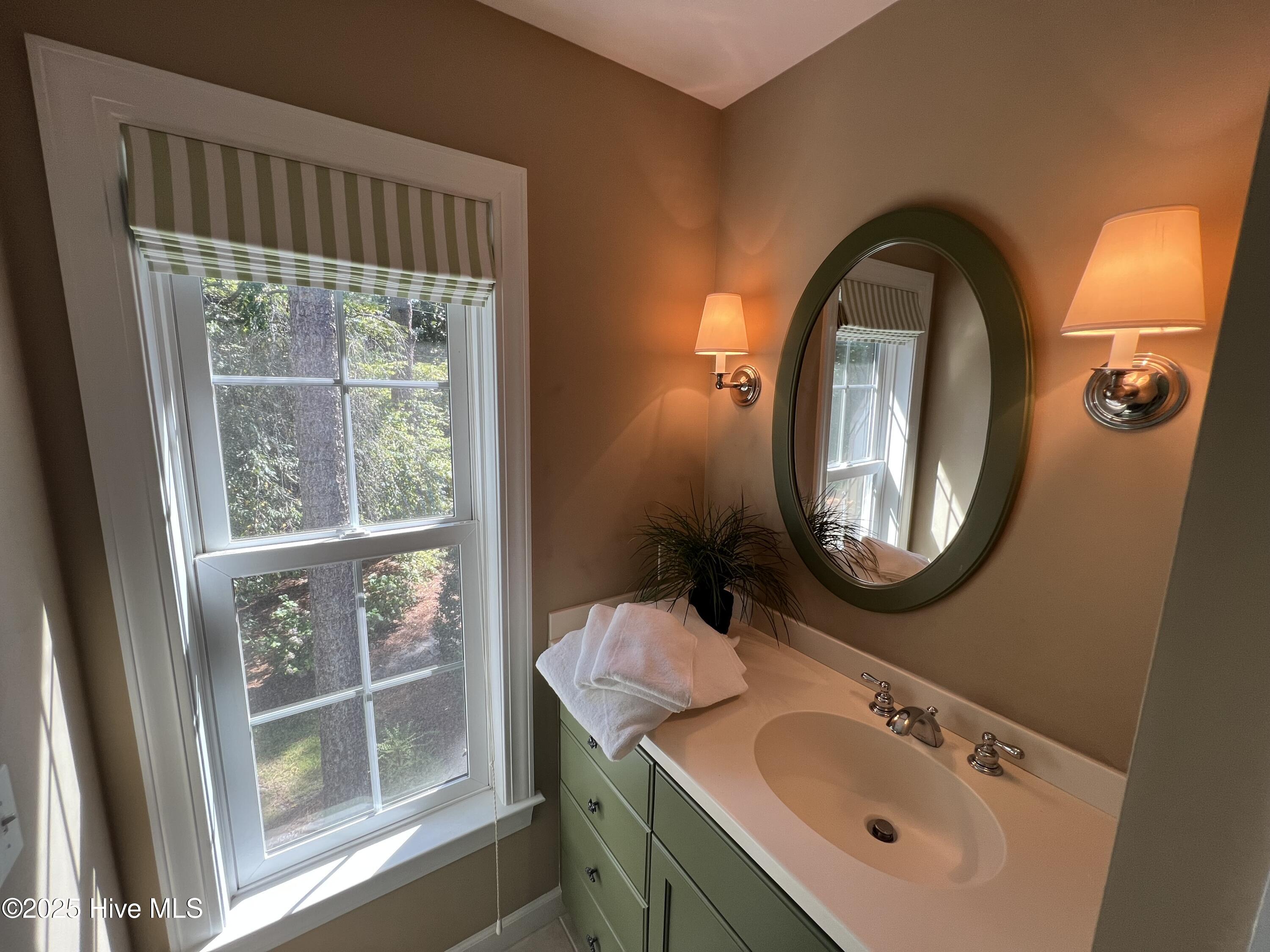 Pinehurst, North Carolina, 28374, United States, 5 Bedrooms Bedrooms, ,4 BathroomsBathrooms,Residential,For Sale,1911740
