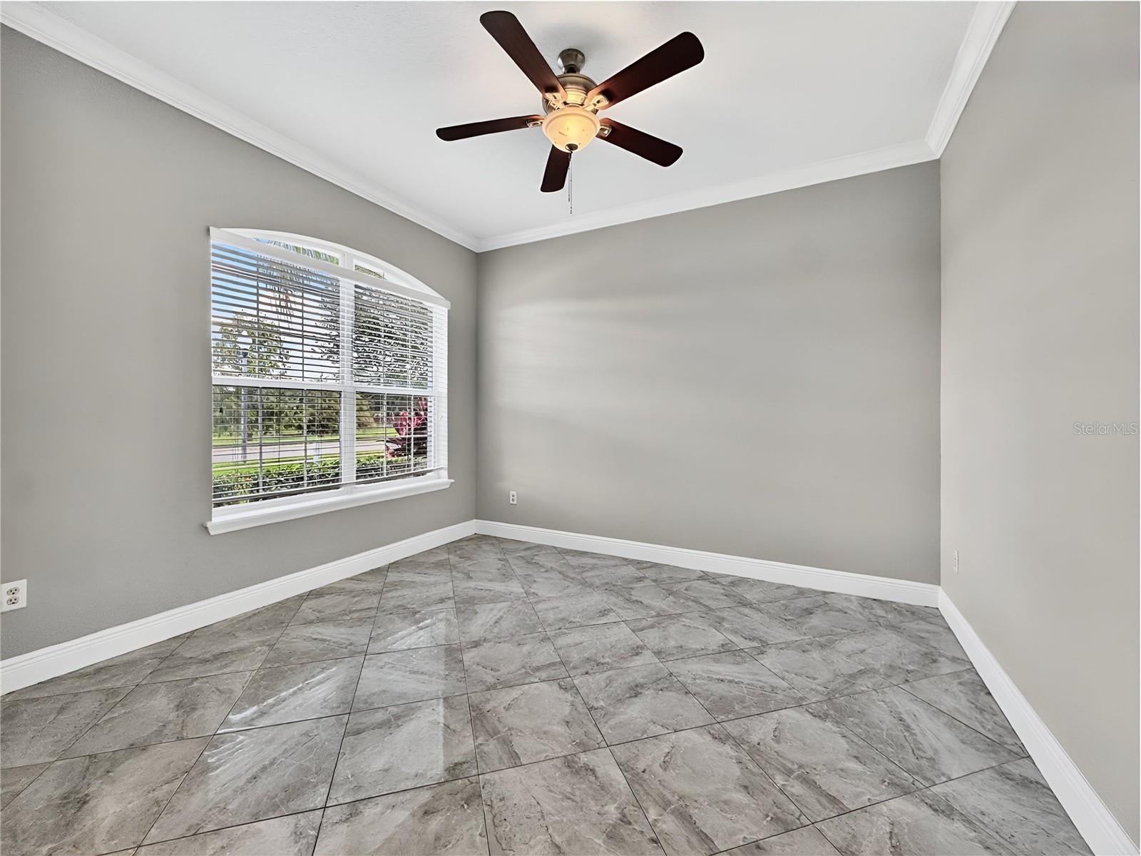 WINTER GARDEN, Florida, 34787, United States, 5 Bedrooms Bedrooms, ,3 BathroomsBathrooms,Residential,For Sale,1974111