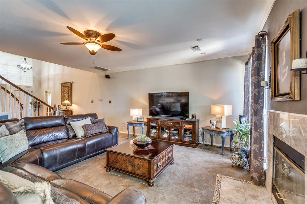 Carrollton, Texas, 75010, United States, 4 Bedrooms Bedrooms, ,4 BathroomsBathrooms,Residential,For Sale,2019559