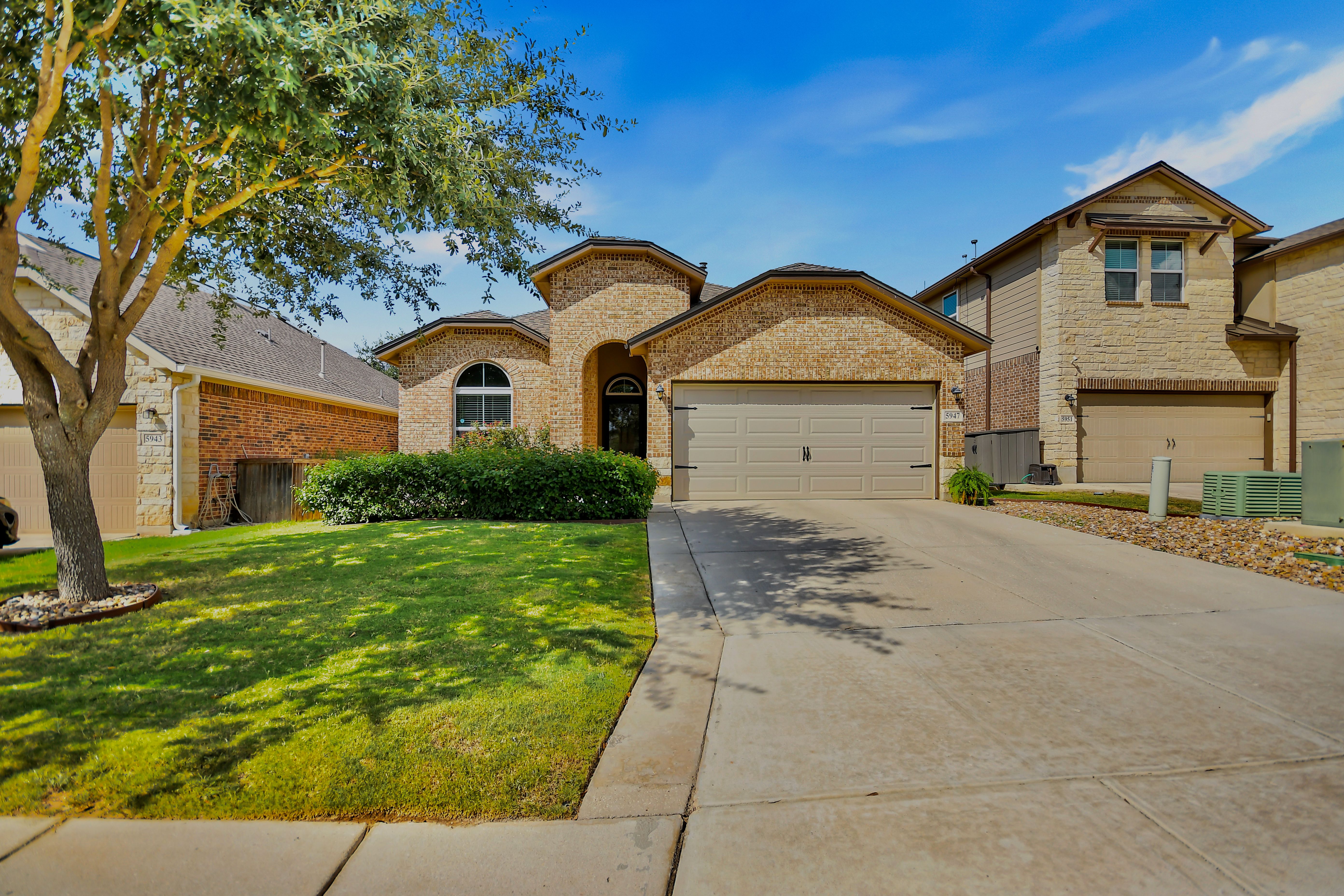  Beautifully Maintained One-Story Retreat in Wortham Oaks - 物件實景