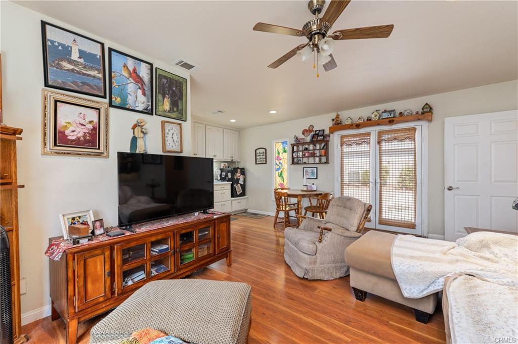 La Verne, California, 91750, United States, 3 Bedrooms Bedrooms, ,3 BathroomsBathrooms,Residential,For Sale,1878252