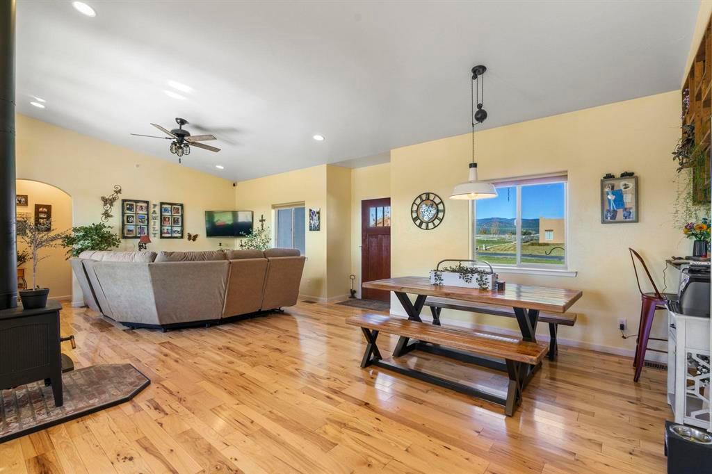 Durango, Colorado, 81303, United States, 3 Bedrooms Bedrooms, ,2 BathroomsBathrooms,Residential,For Sale,1991170