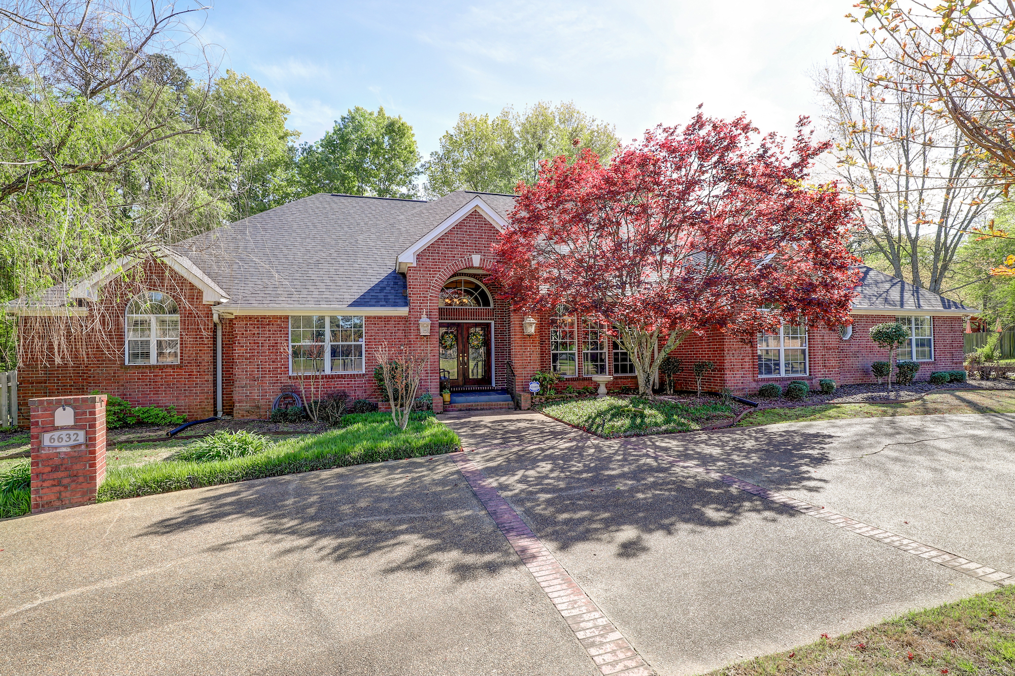 Texarkana, Texas, 75503, United States, 4 Bedrooms Bedrooms, ,4 BathroomsBathrooms,Residential,For Sale,1976684