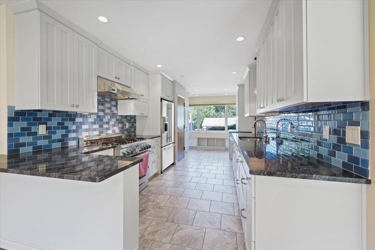 Spokane, Washington, 99203, United States, 2 Bedrooms Bedrooms, ,2 BathroomsBathrooms,Residential,For Sale,1913433