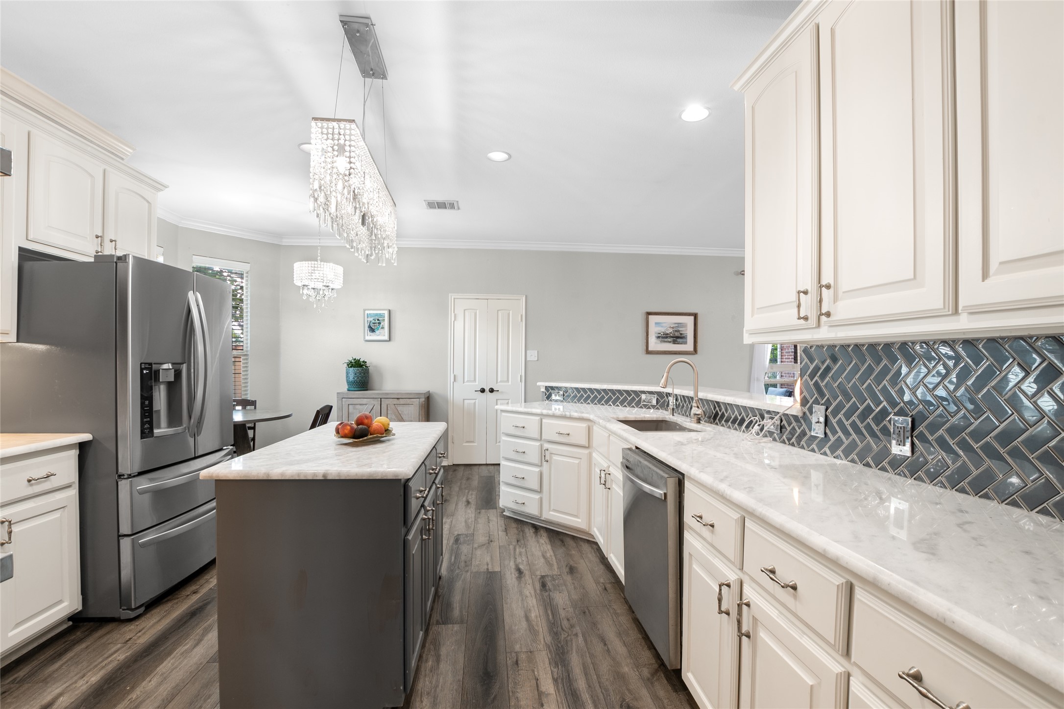 Rockwall, Texas, 75087, United States, 4 Bedrooms Bedrooms, ,3 BathroomsBathrooms,Residential,For Sale,1963763