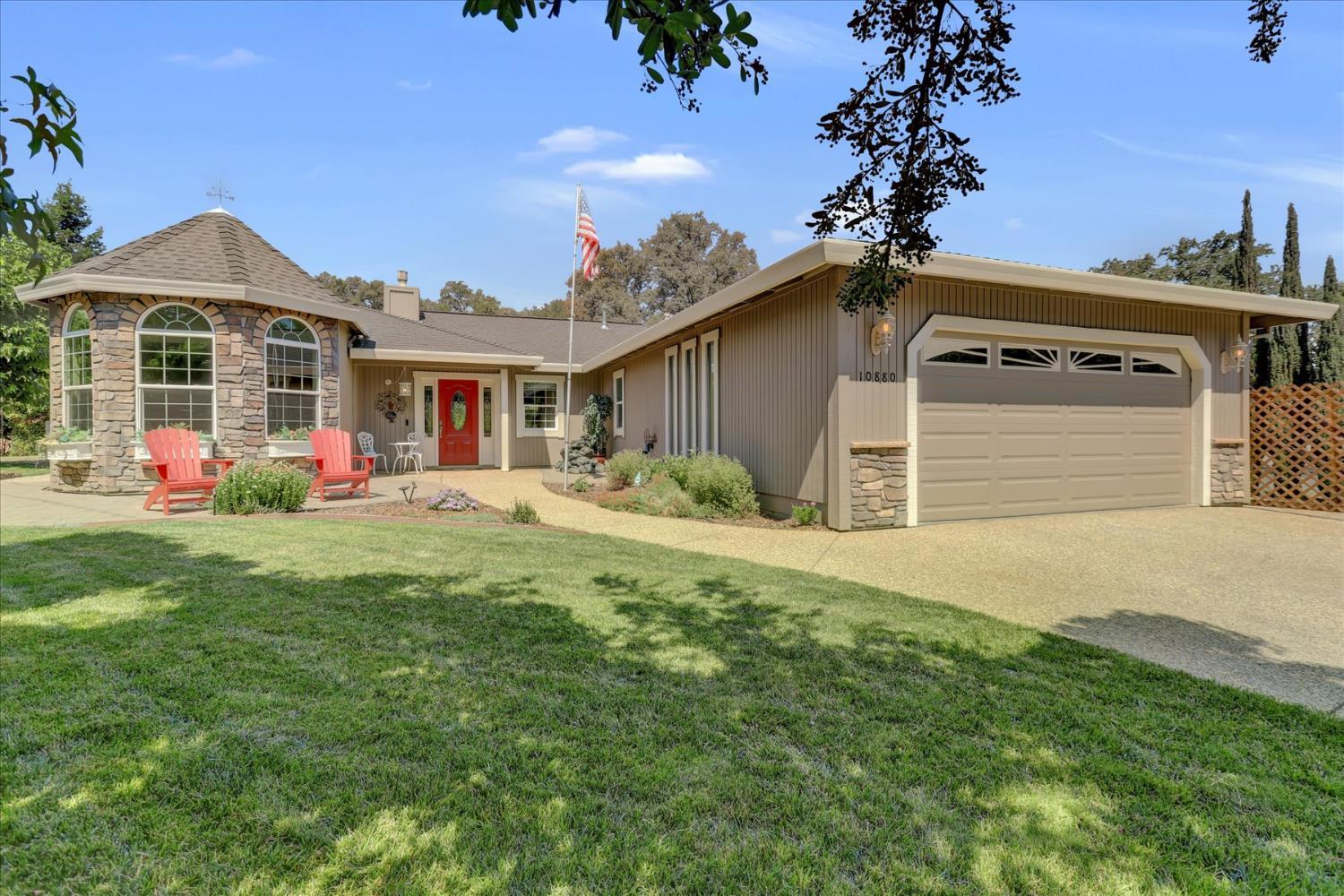 Penn Valley, California, 95946, United States, 3 Bedrooms Bedrooms, ,2 BathroomsBathrooms,Residential,For Sale,1937522