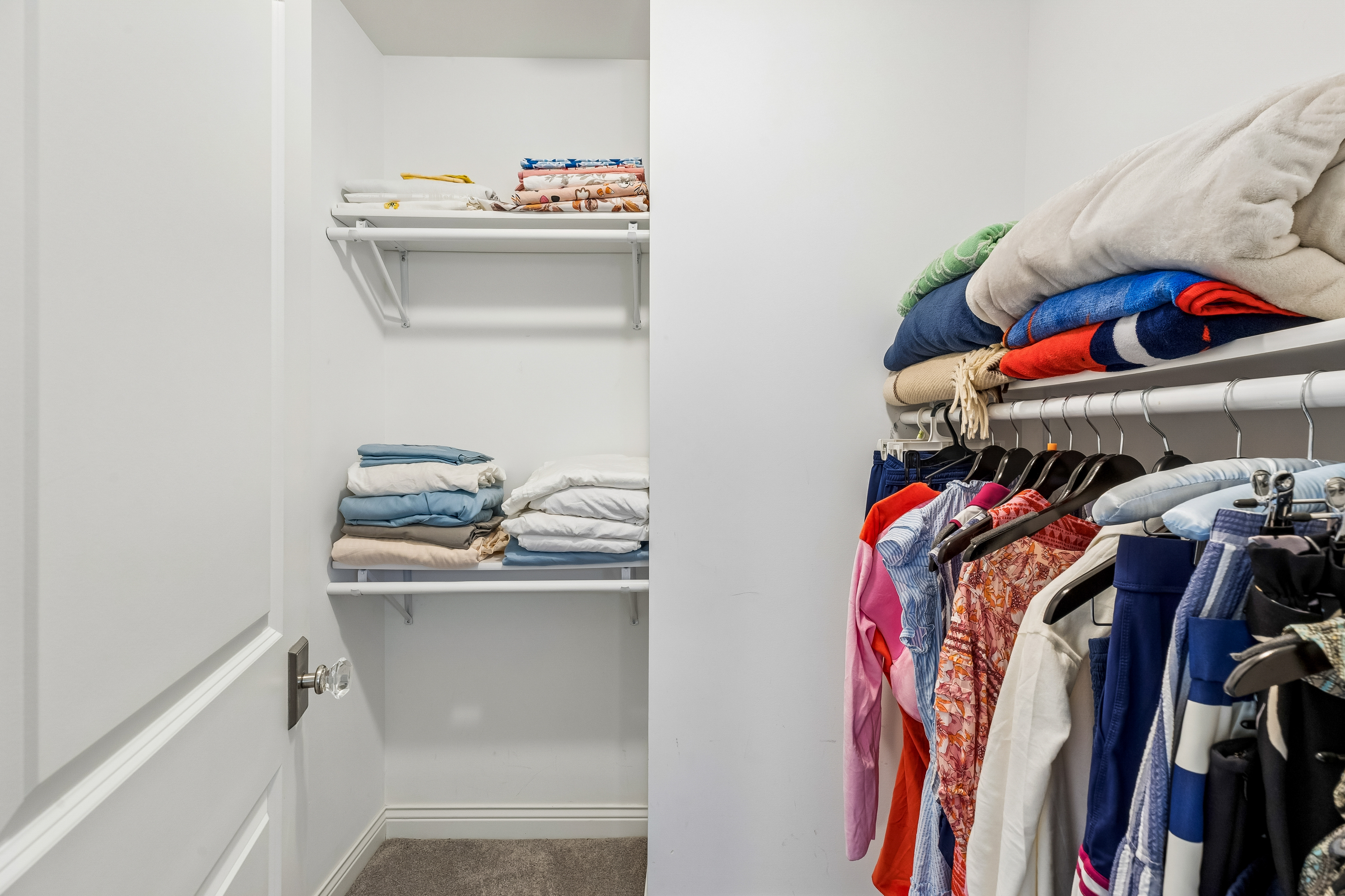  Elegant Living in Edina’s Yancey Park - 物件實景