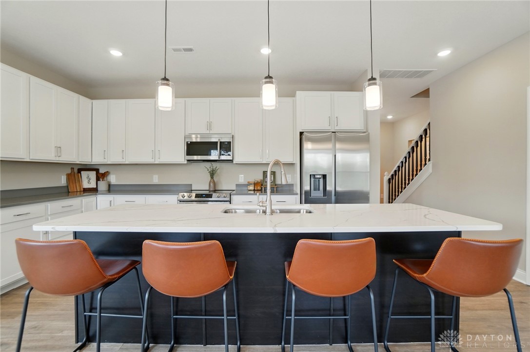 Springfield, Ohio, 45502, United States, 3 Bedrooms Bedrooms, ,3 BathroomsBathrooms,Residential,For Sale,1987754