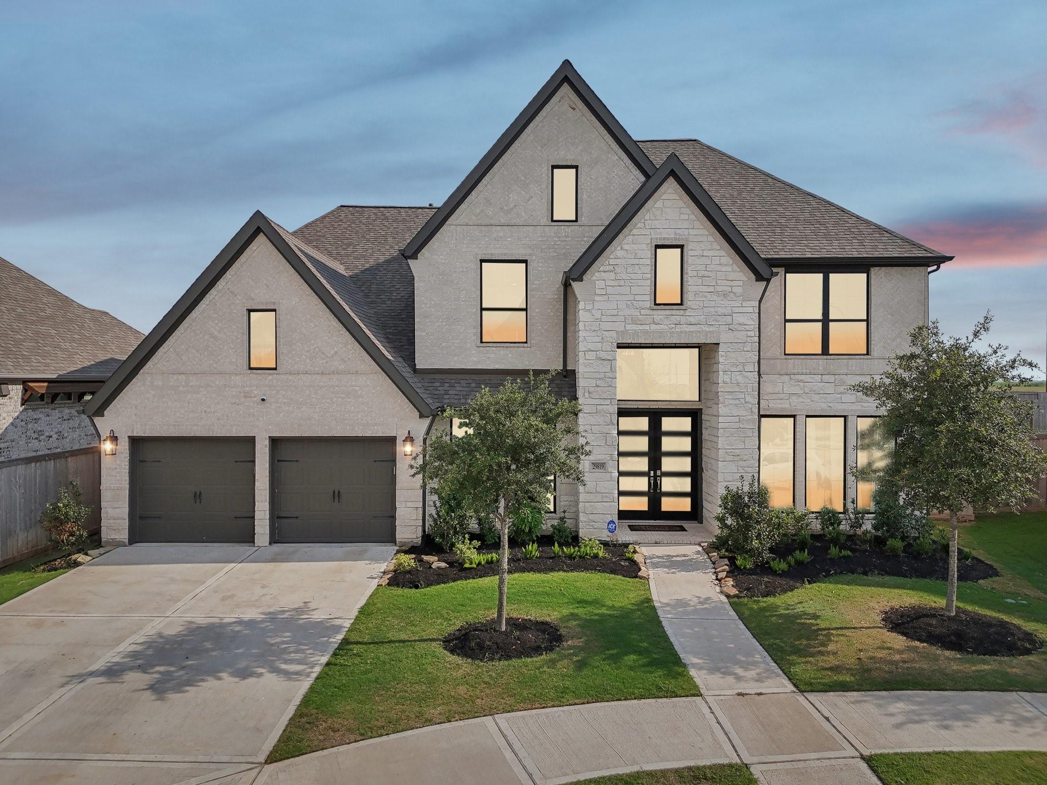 Fulshear, Texas, 77494, United States, 5 Bedrooms Bedrooms, ,5 BathroomsBathrooms,Residential,For Sale,2005391