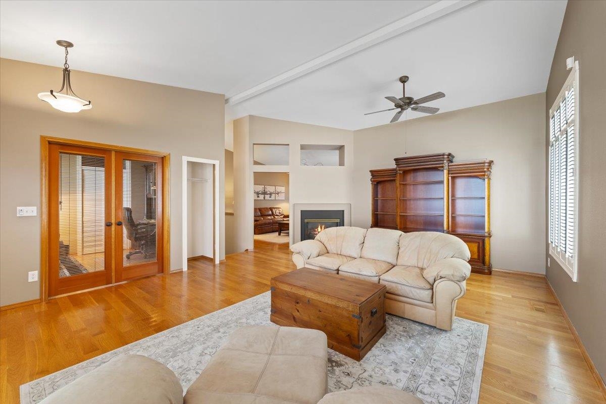 Spokane, Washington, 99223, United States, 3 Bedrooms Bedrooms, ,2 BathroomsBathrooms,Residential,For Sale,1891426