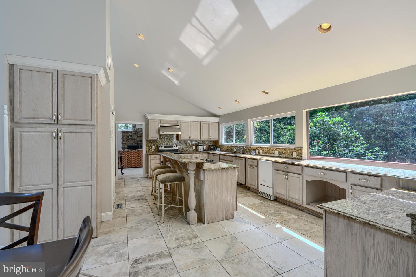 Reisterstown, Maryland, 21136, United States, 4 Bedrooms Bedrooms, ,4 BathroomsBathrooms,Residential,For Sale,1983580