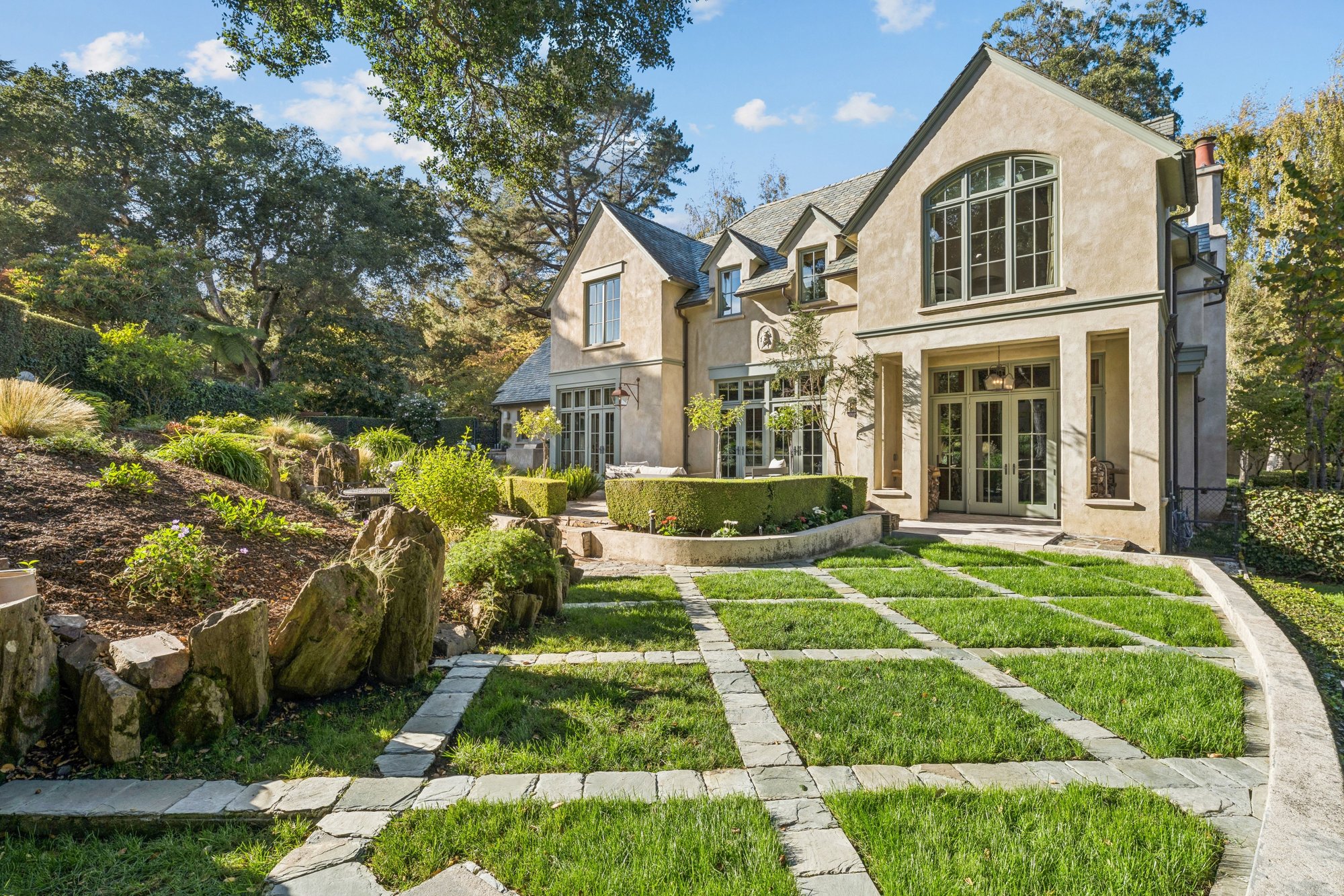  Timeless Elegance in Lower Hillsborough - 物件實景