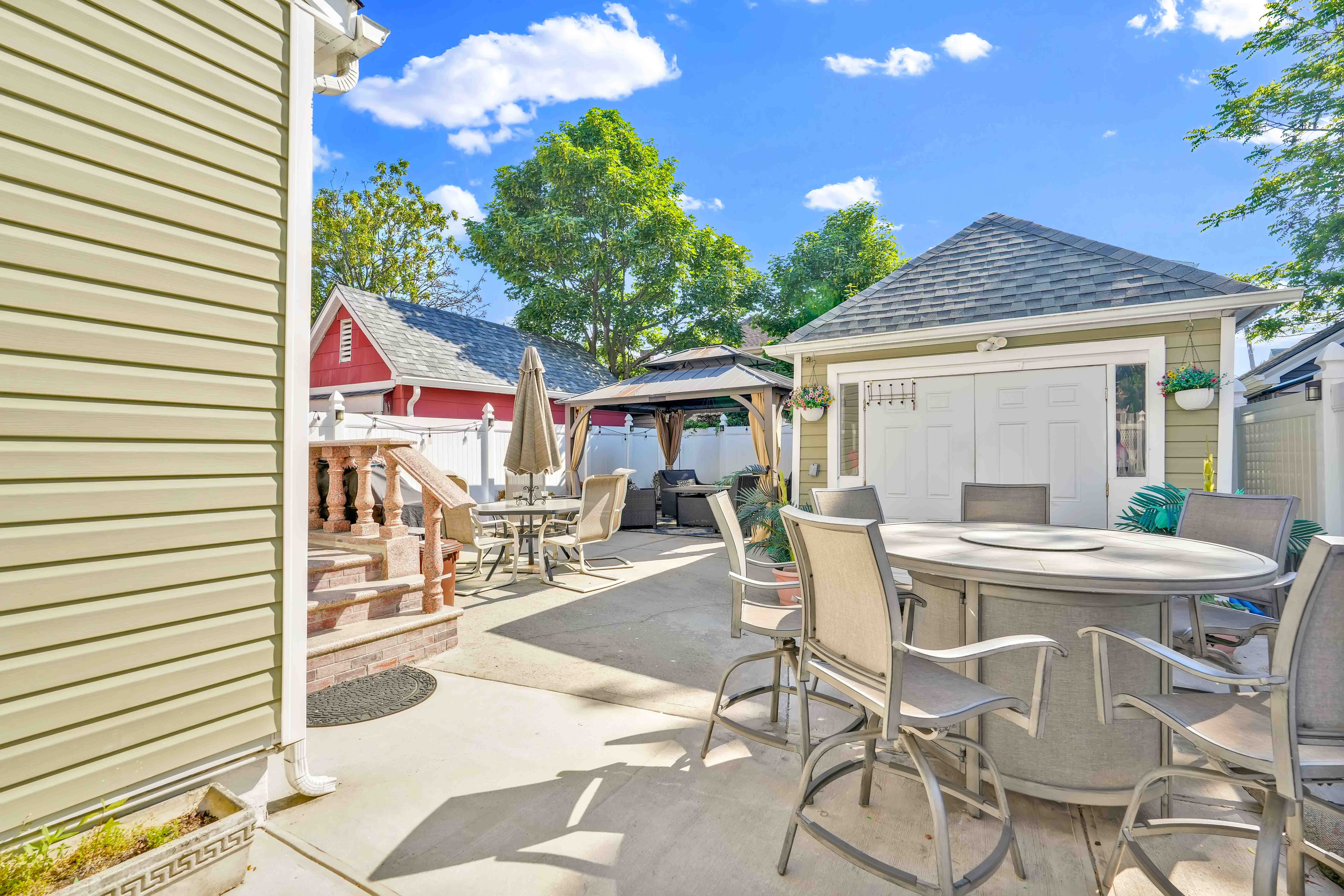 Queens Village, New York, 11429, United States, 4 Bedrooms Bedrooms, ,3 BathroomsBathrooms,Residential,For Sale,2048464
