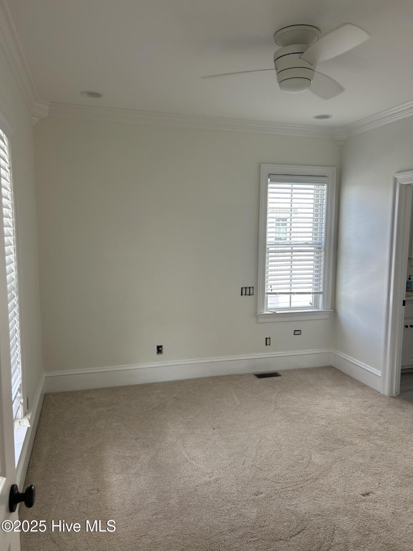 Newport, North Carolina, 28570, United States, 5 Bedrooms Bedrooms, ,7 BathroomsBathrooms,Residential,For Sale,1856837