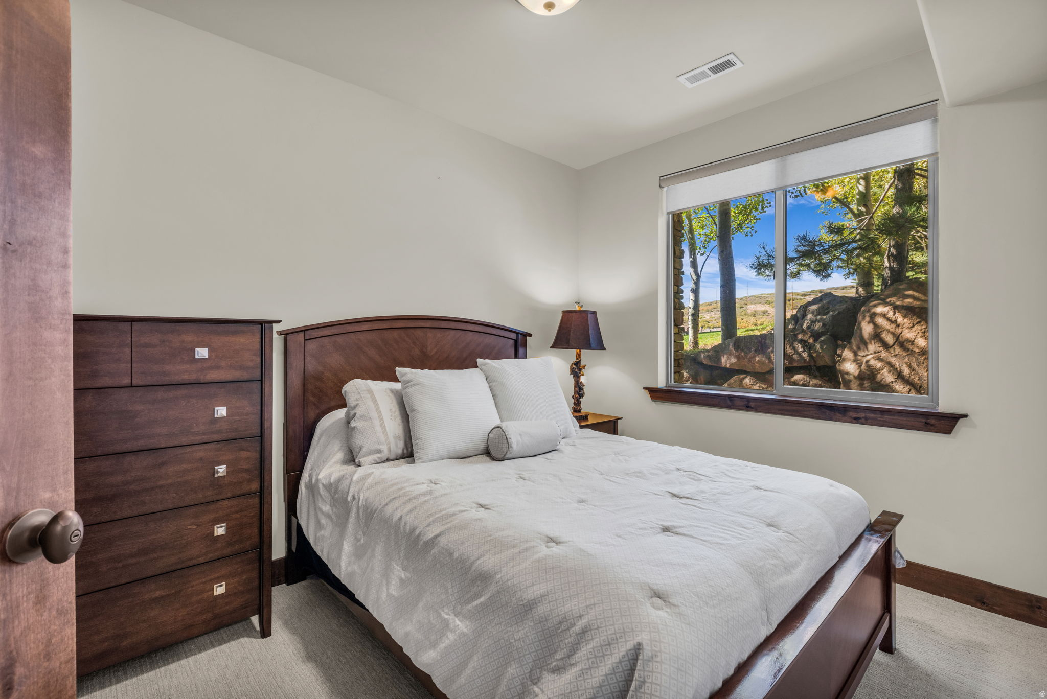 Kamas, Utah, 84036, United States, 3 Bedrooms Bedrooms, ,2 BathroomsBathrooms,Residential,For Sale,1989542