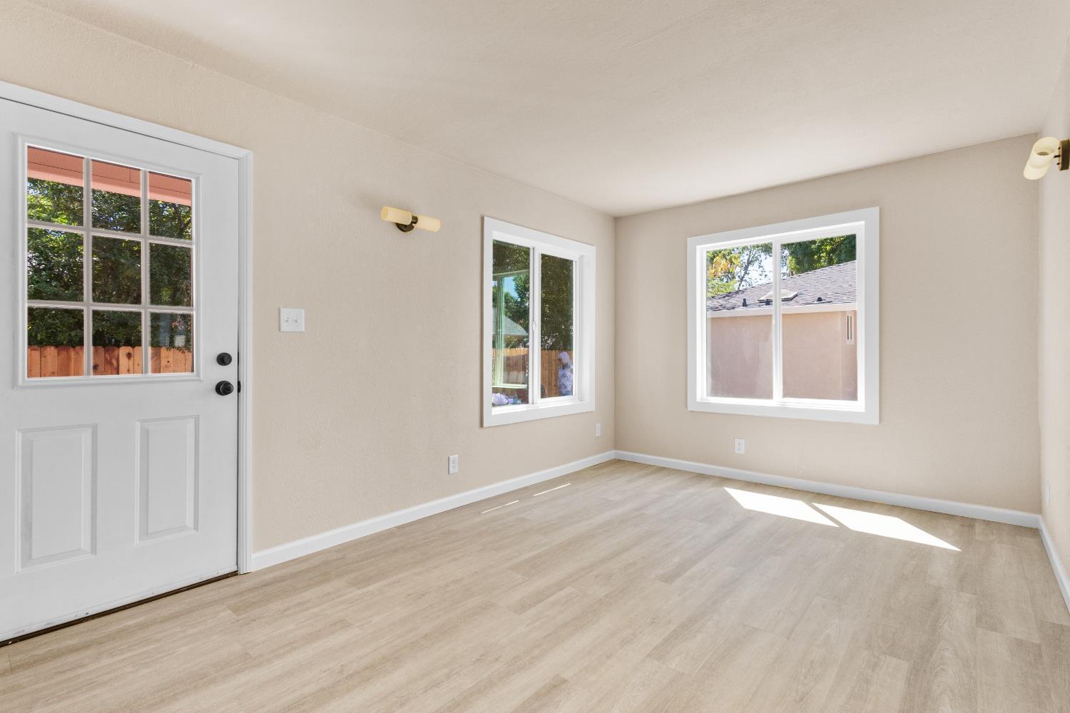 Roseville, California, 95678, United States, 3 Bedrooms Bedrooms, ,2 BathroomsBathrooms,Residential,For Sale,1923515