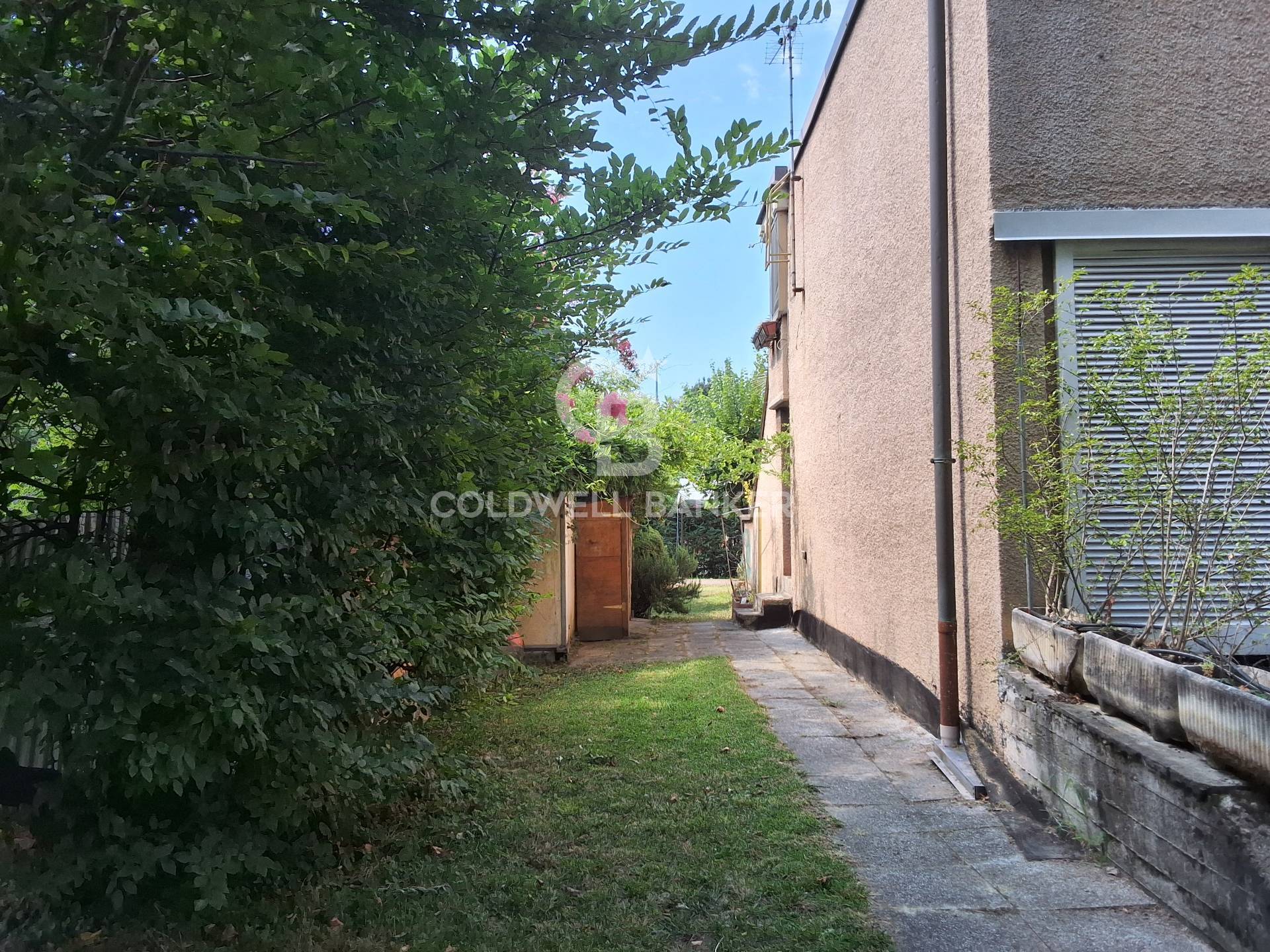 Viale Del Sagittario, Modena, Modena, 41100, IT, 3 Bedrooms Bedrooms, ,3 BathroomsBathrooms,Residential,For Sale,Viale Del Sagittario,1588746
