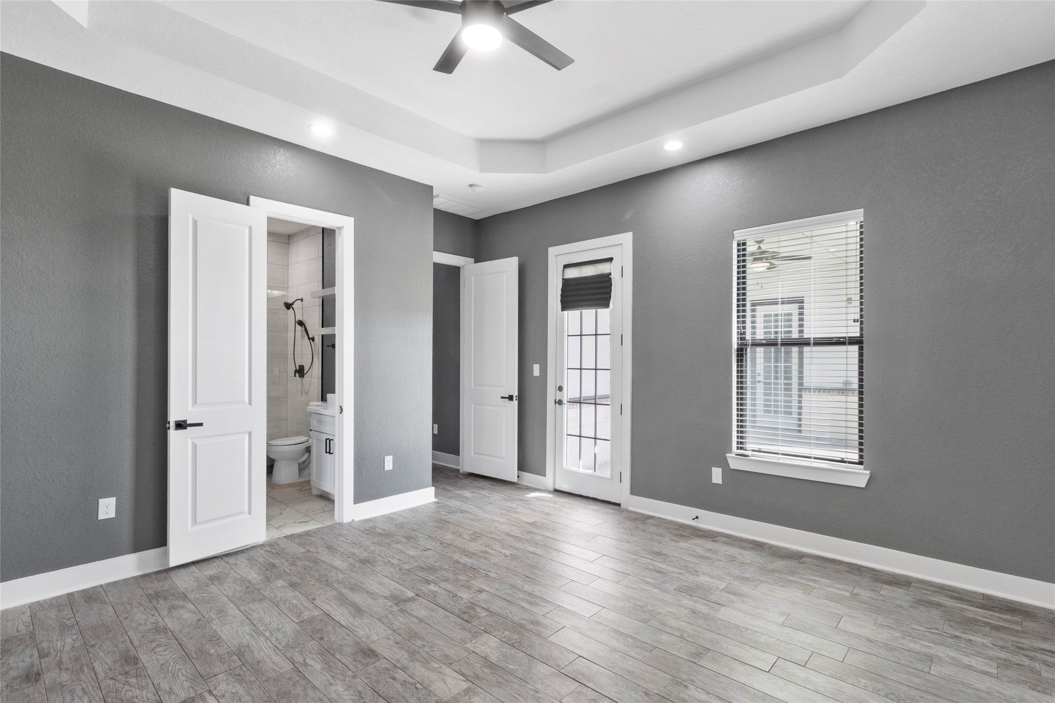 Angleton, Texas, 77515, United States, 4 Bedrooms Bedrooms, ,4 BathroomsBathrooms,Residential,For Sale,1992387