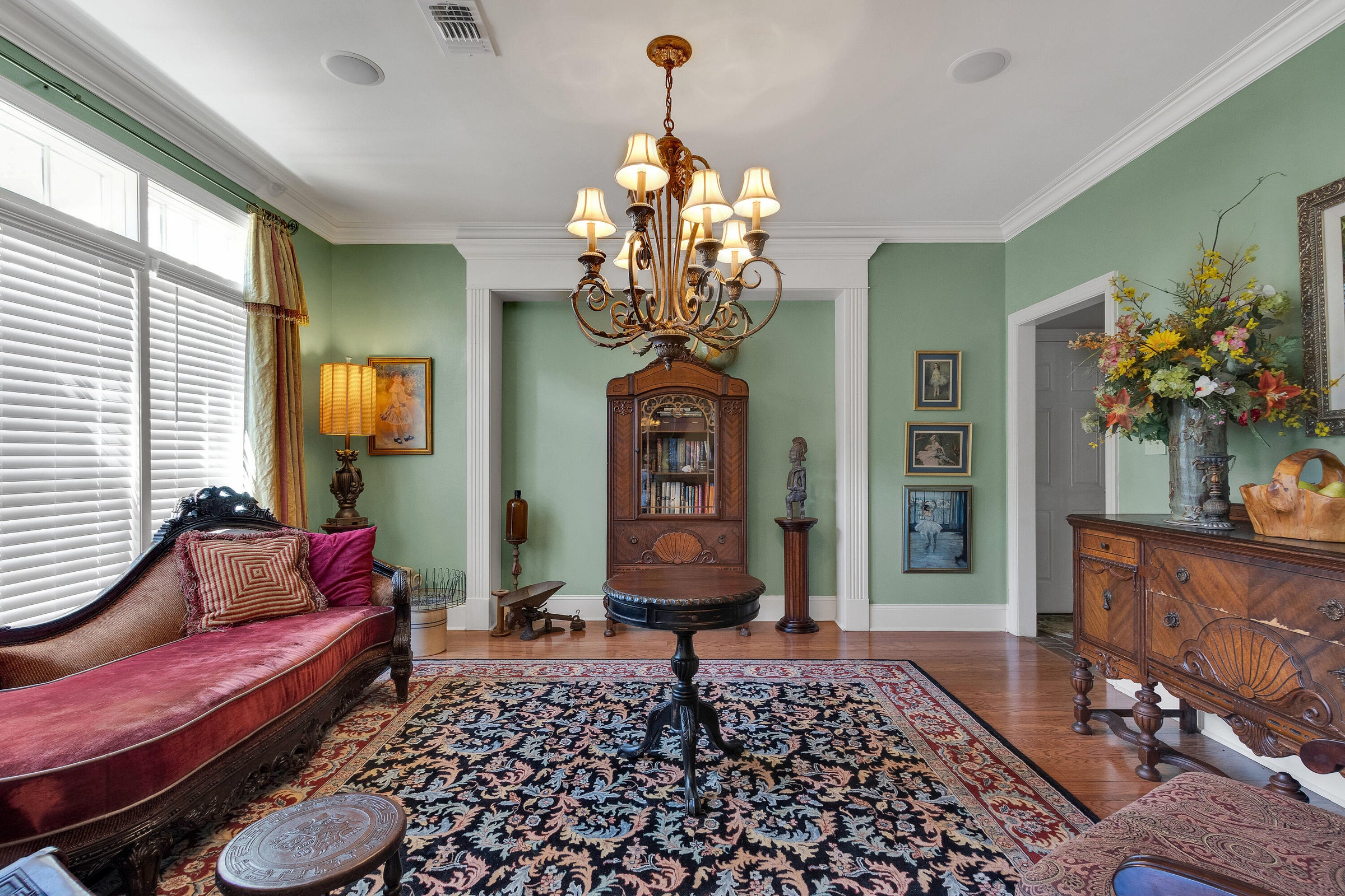 Fulton, Mississippi, 38843, United States, 4 Bedrooms Bedrooms, ,4 BathroomsBathrooms,Residential,For Sale,1976372