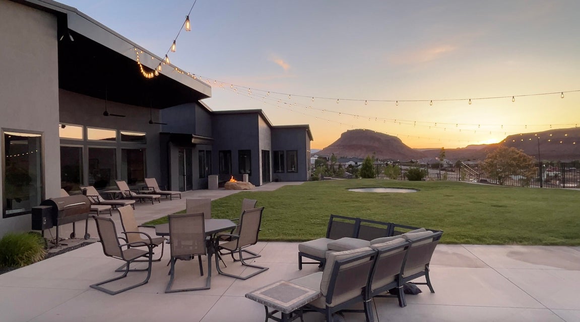 Washington, Utah, 84780, United States, 4 Bedrooms Bedrooms, ,4 BathroomsBathrooms,Residential,For Sale,1998221