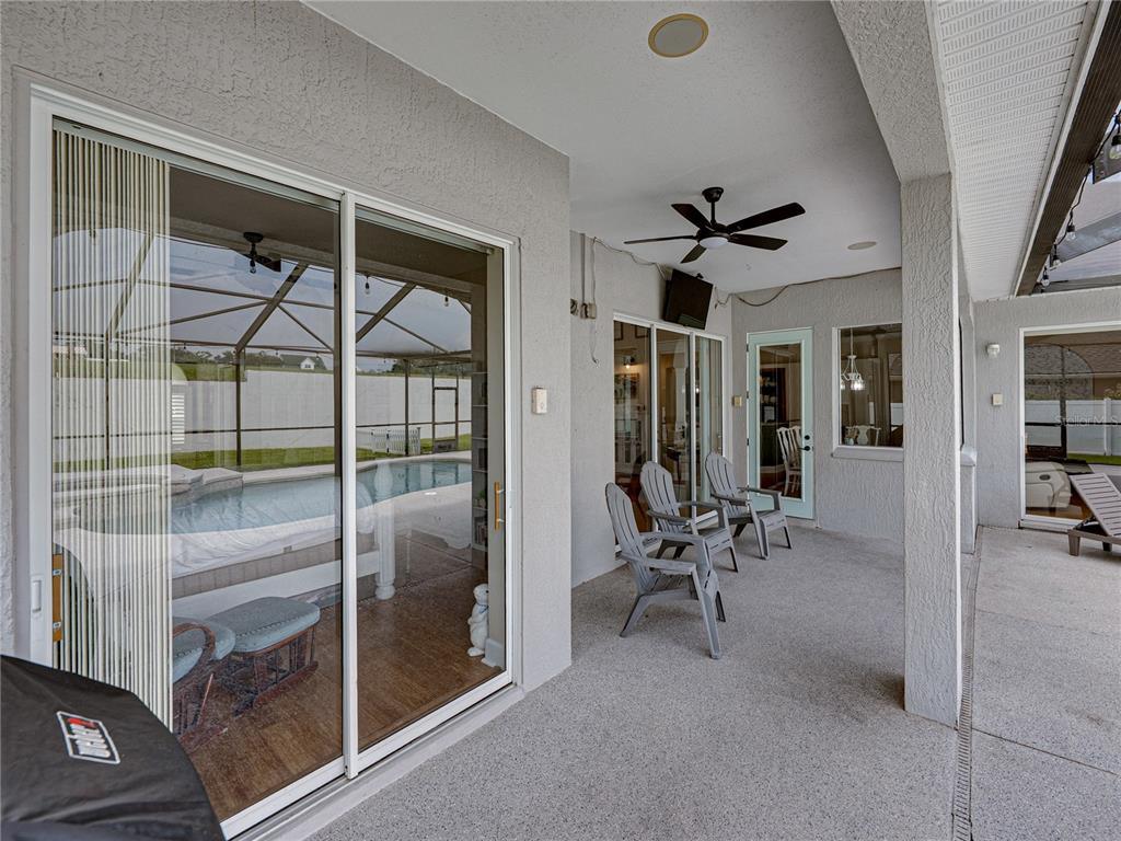 Lakeland, Florida, 33812, United States, 4 Bedrooms Bedrooms, ,3 BathroomsBathrooms,Residential,For Sale,1898596