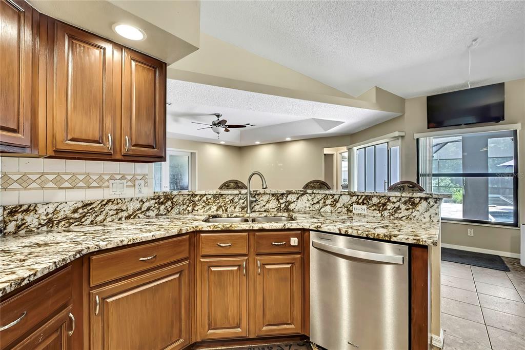 Dunnellon, Florida, 34434, United States, 3 Bedrooms Bedrooms, ,2 BathroomsBathrooms,Residential,For Sale,1921059