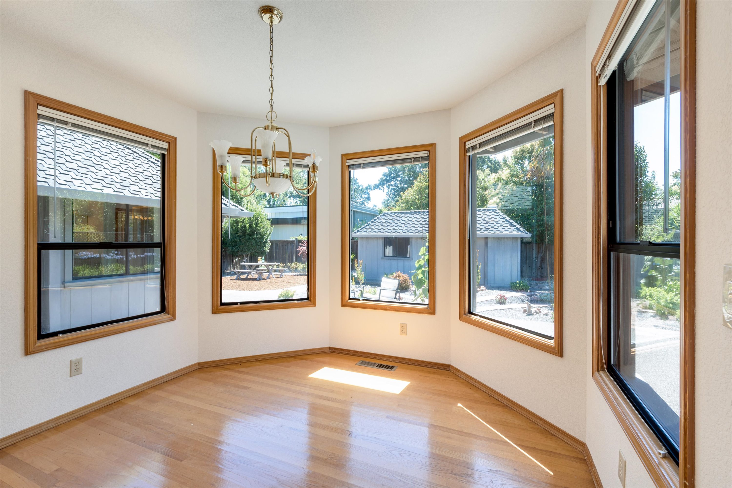 1150 Brockman Lane - 物件實景