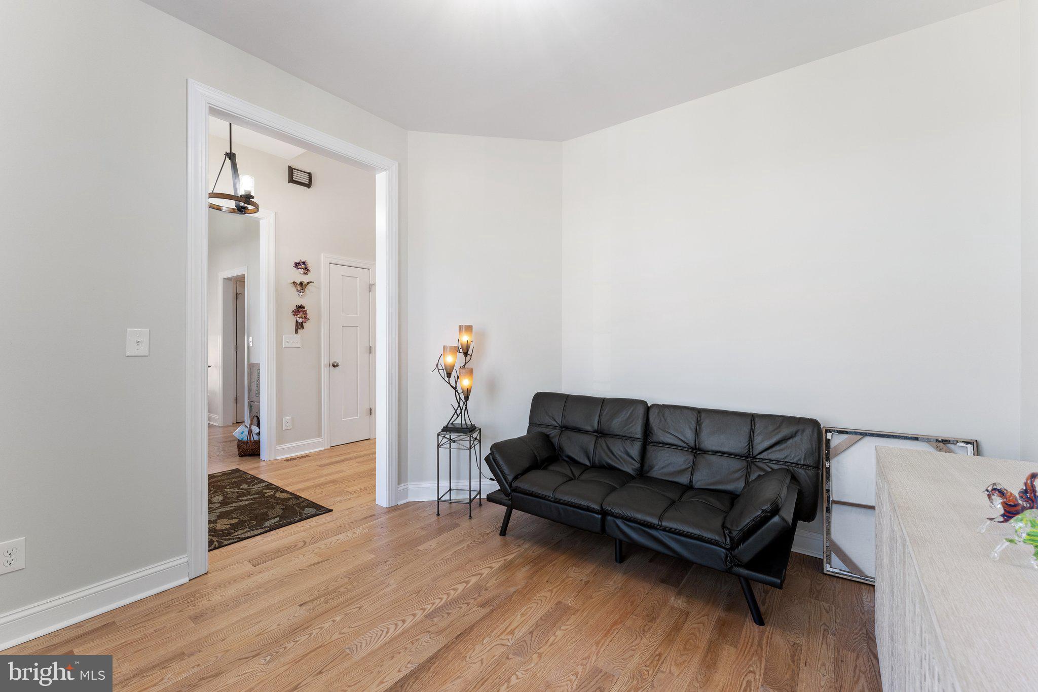 Culpeper, Virginia, 22701, United States, 3 Bedrooms Bedrooms, ,3 BathroomsBathrooms,Residential,For Sale,1887153