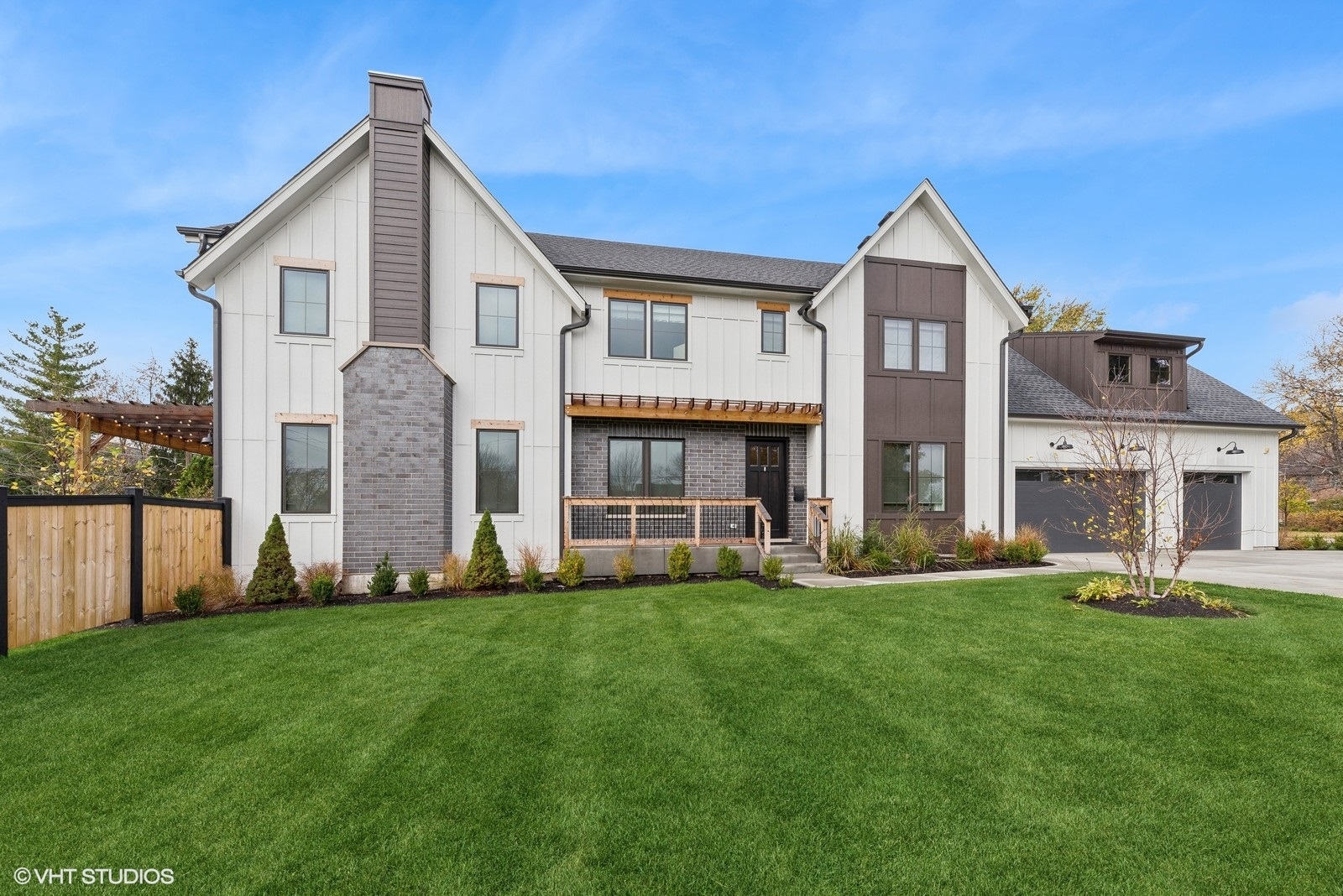 Northbrook, Illinois, 60062, United States, 5 Bedrooms Bedrooms, ,5 BathroomsBathrooms,Residential,For Sale,1827493