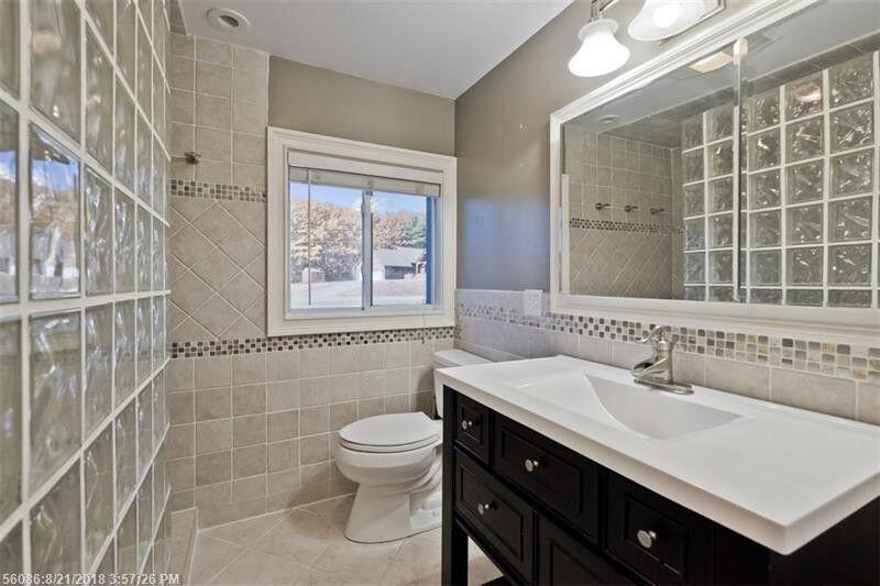 Biddeford, Maine, 04005, United States, ,4 BathroomsBathrooms,Residential,For Sale,1918755